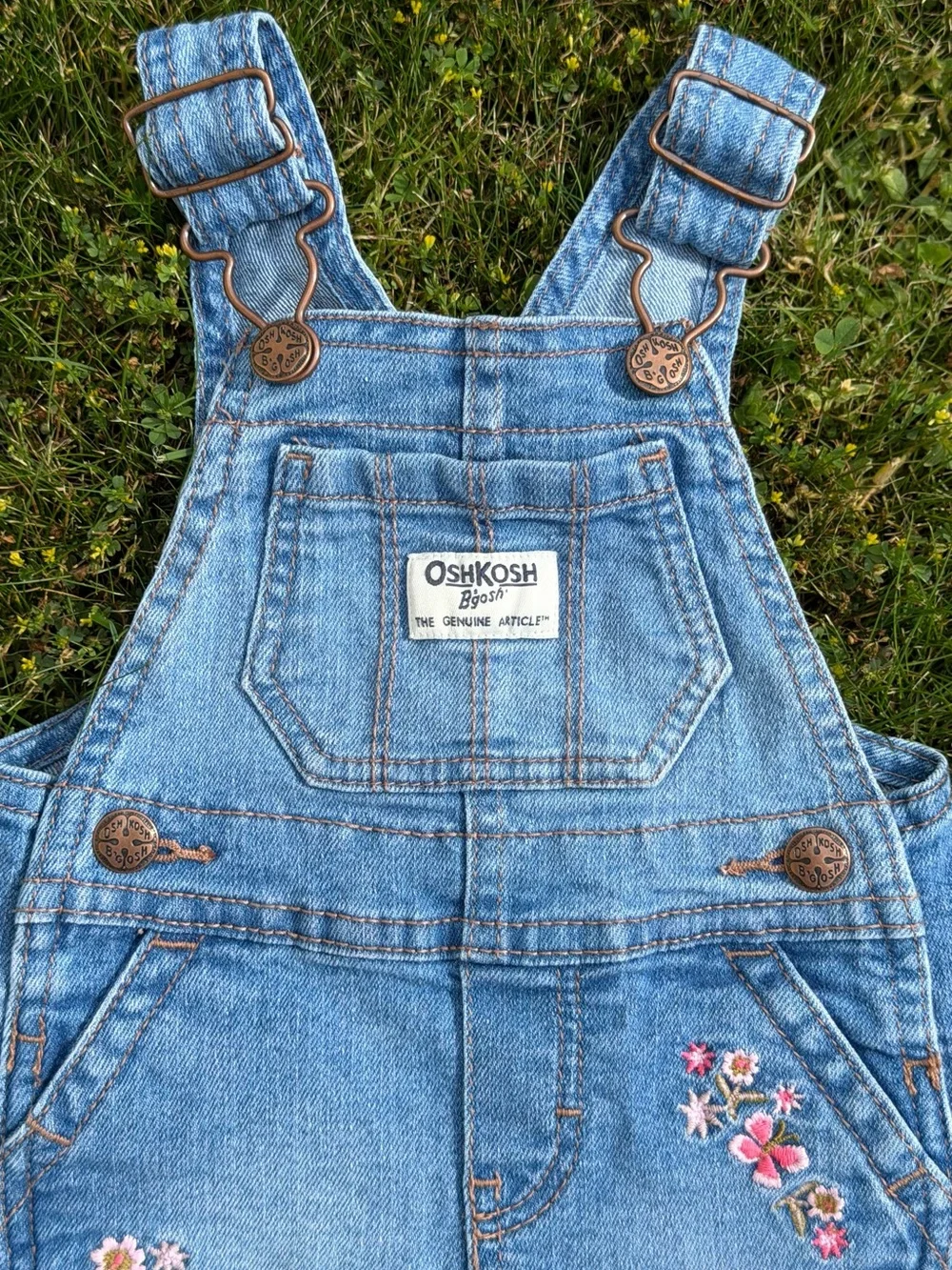 Vintage Y2K OshKosh B'gosh Denim Shortalls Embroidered Flowers Vestbak Size 3M